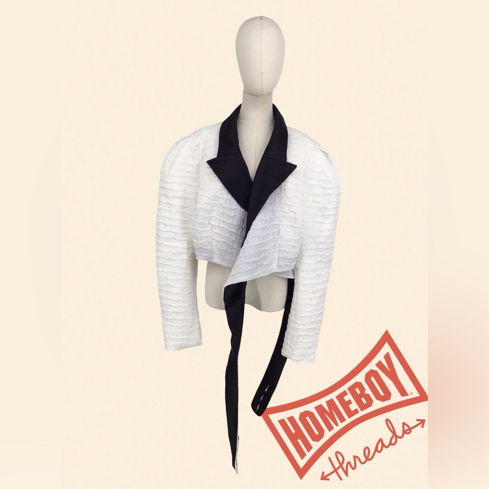 Fashion to Figure White and Black Jacket size 3